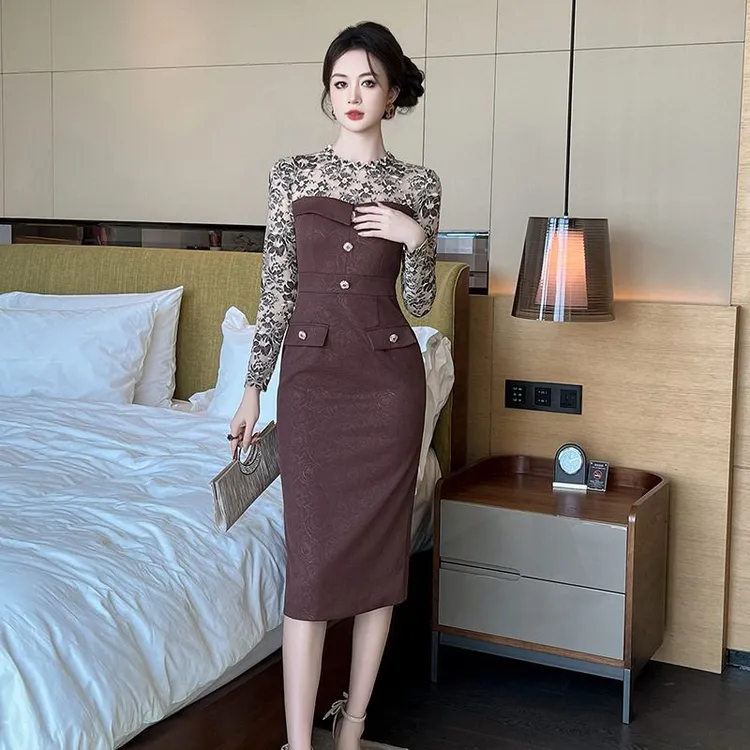 秀熙熙2025春装新款御姐范气质通勤蕾丝拼接包臀铅笔连衣裙21482