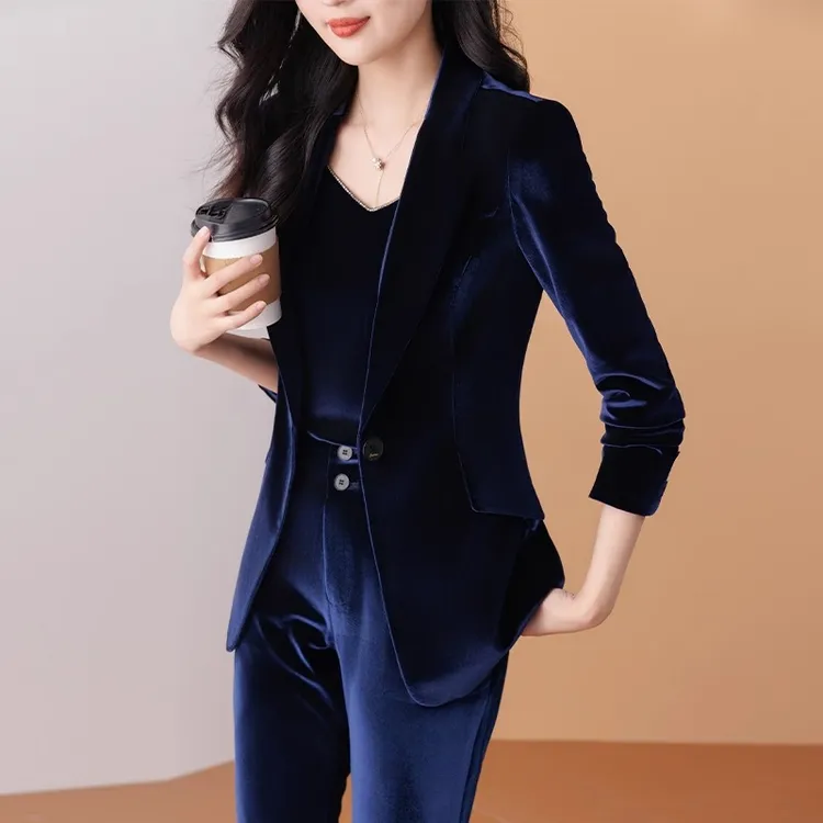 高端洋气女人味金丝绒小西装外套新款春秋气质时尚西服喇叭裤套装