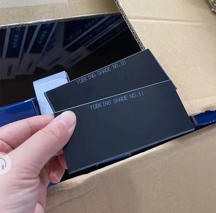 进口级高清纯绿光焊接镜片焊接专用黑玻璃啊满女焊子建蓉老师同款