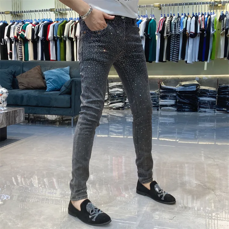 【也许家】新品夏季男士欧货修身弹力小脚牛仔裤VV5802