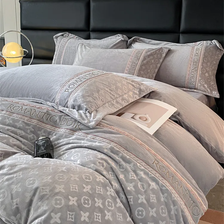 婴儿绒四件套加厚保暖双面绒立体浮雕被罩四件套床上用品床单床笠