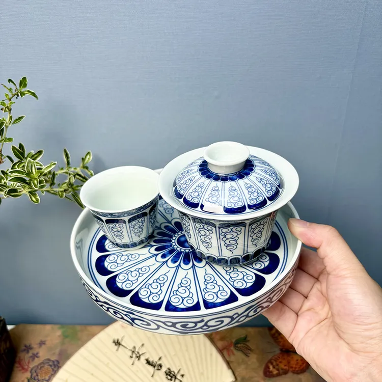 仿古青花卷草纹盖碗壶承茶杯陶瓷功夫茶具套装悬停盖碗高档复古