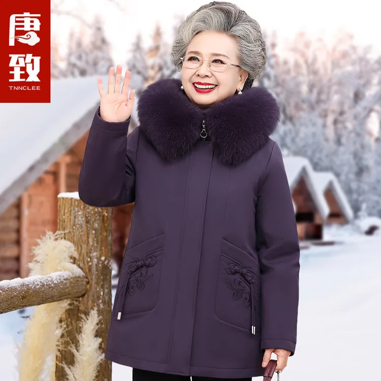 老年人羽绒服女款中长款妈妈装宽松连帽加厚太太老人奶奶冬季外套