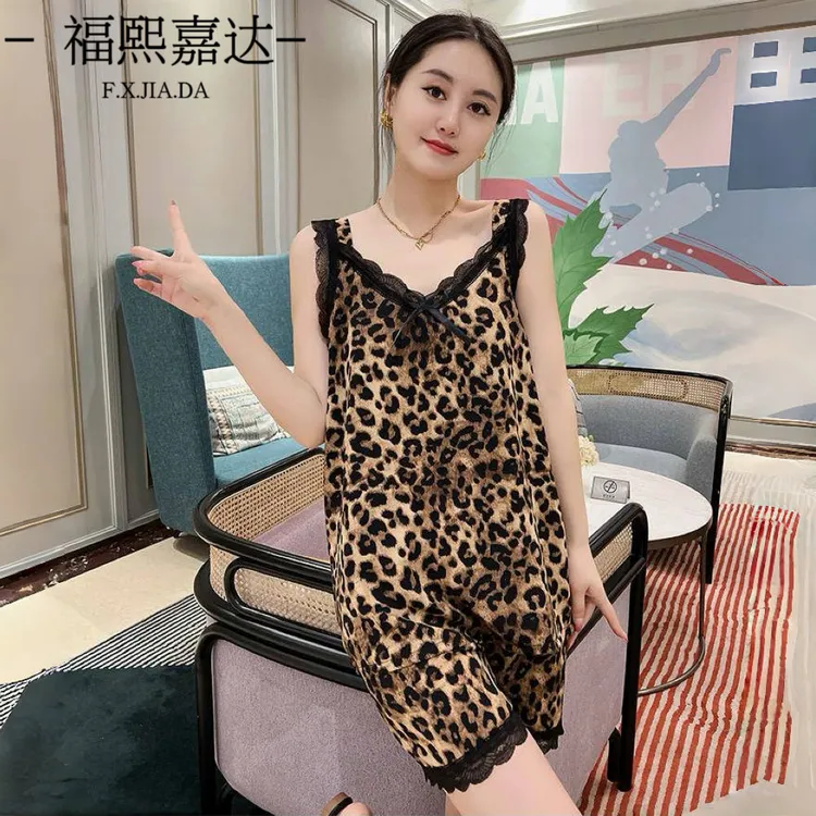 夏季新款睡衣女薄款v领蕾丝花甜美边无袖吊带短裤外出家居服套装
