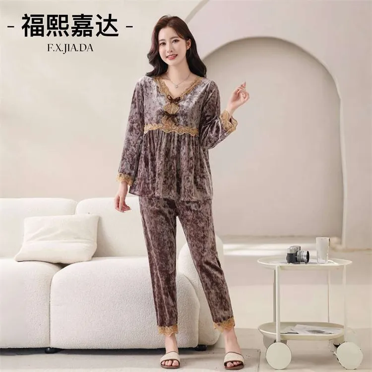 2025秋季新款韩版女士睡衣宽松显瘦蕾丝边上衣裤秋冬钻石绒居家服