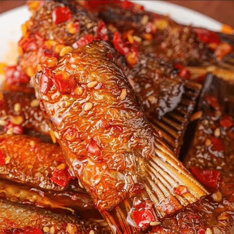 香辣鱼尾超辣湖南特产洞庭风味即食麻辣零食休闲小吃鱼块爆辣辣味