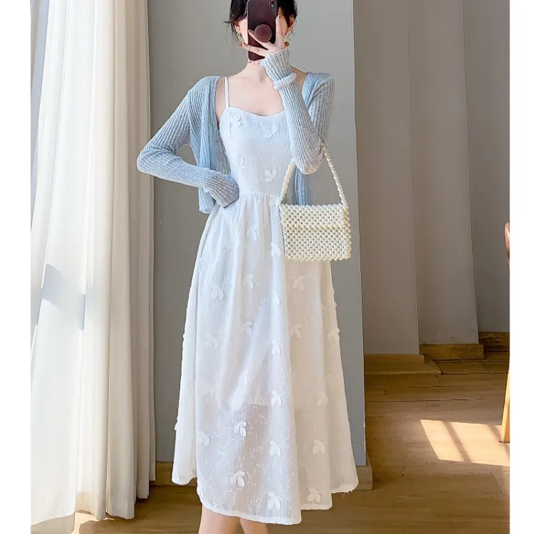 刺绣白色吊带裙子女2025夏季新款法式温柔风气质收腰中长款连衣裙