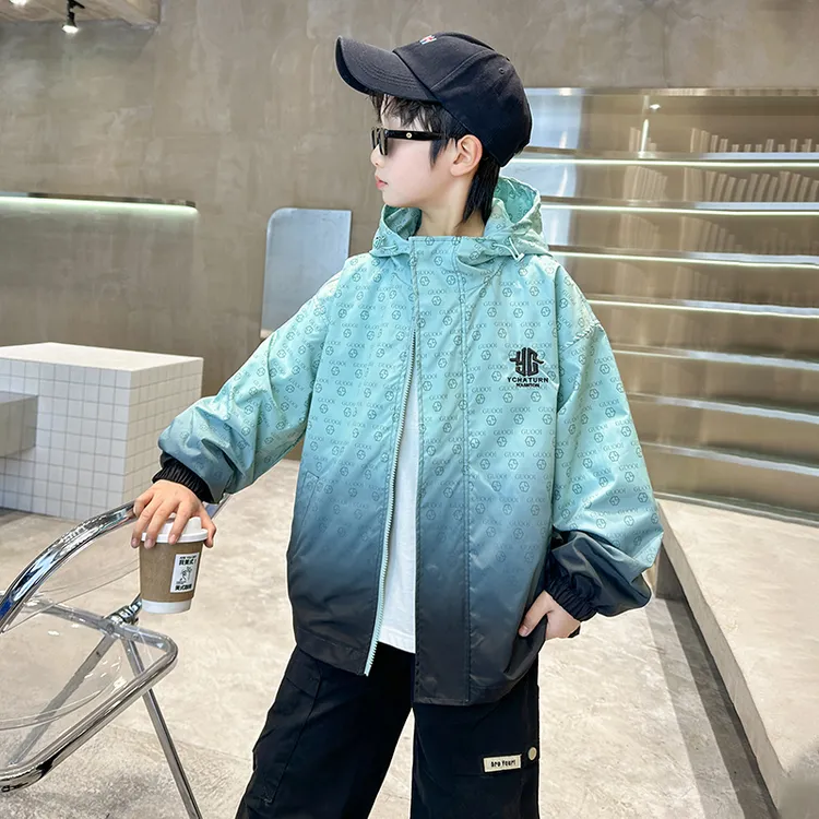 儿童装男童春装外套中大童休闲洋气渐变上衣男孩春秋帅气韩版衣服