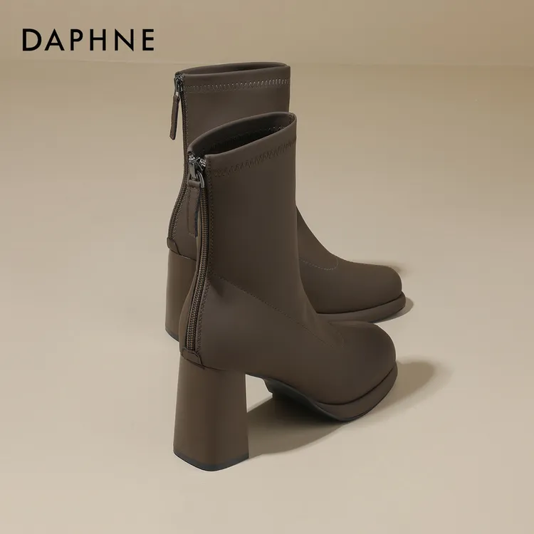 达芙妮高跟短靴女2025新款韩系小踝靴法式洋气粗跟瘦瘦靴棕色复古