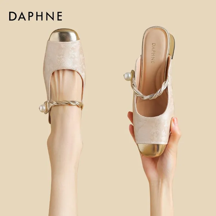 达芙妮Daphne ~一脚蹬拼接穆勒凉拖2025年新款夏季包头粗跟半拖鞋