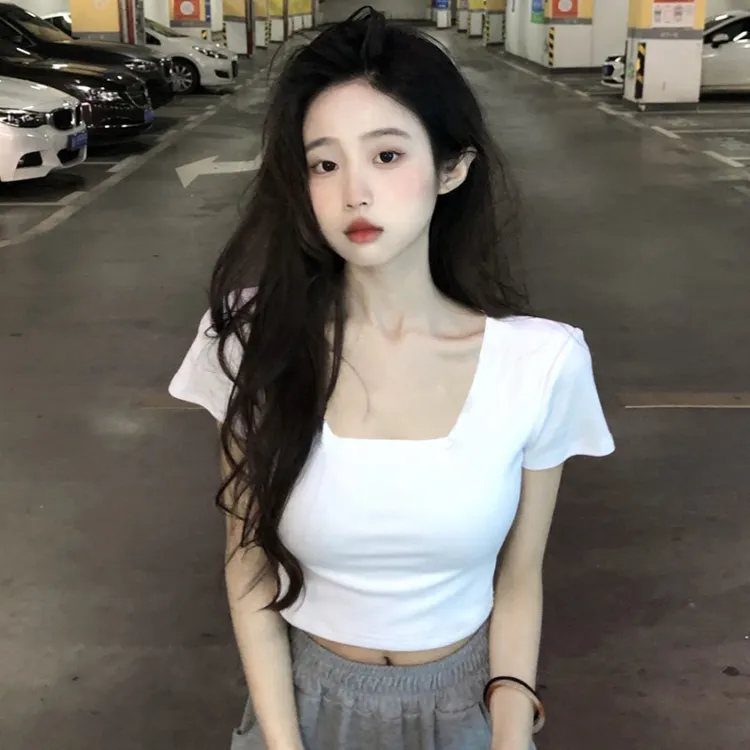 纯欲风低领白色短袖T恤女2023夏季修身短款露脐辣妹打底方领上衣