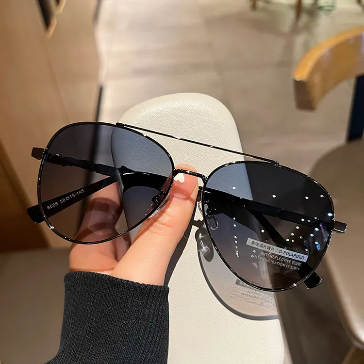 飞行员偏光太阳镜潮防紫外线蛤蟆镜男士墨镜复古2024司机开车专用