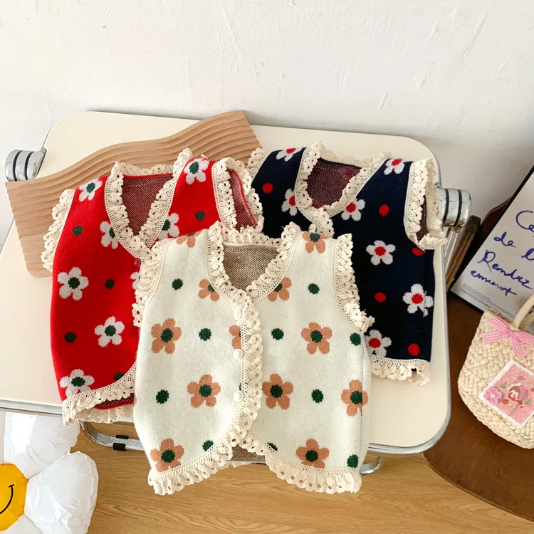 马甲女儿童2023新款春夏季女宝宝可爱外穿蕾丝边马夹小众甜美复古