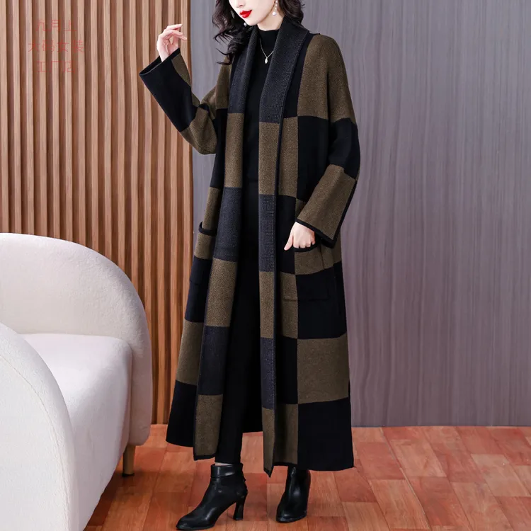 大码女装风衣外套秋冬新款复古气质宽松显瘦减龄时尚中长外搭大衣