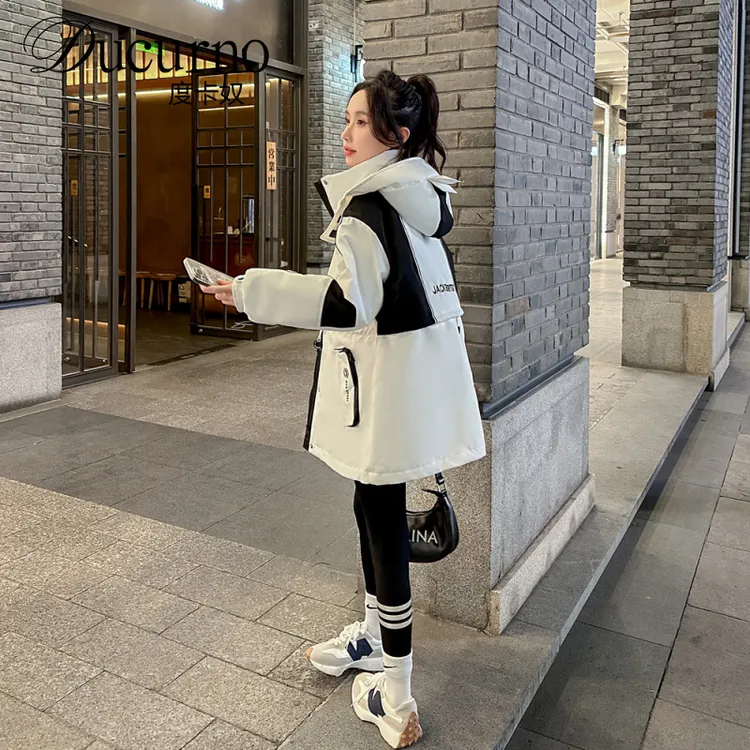 撞色拼接短款羽绒服女冬季2025新款爆款小个子工装派克服加厚外套