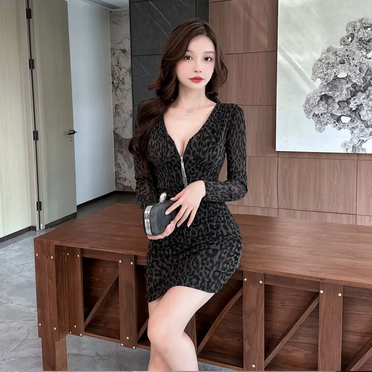 秋冬新款深V低胸豹纹气质辣妹修身弹力网纱长袖连衣裙夜场工作服