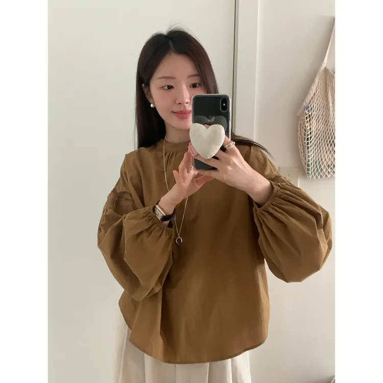 2024长袖时尚休闲复古宽松纯色高级气质谁穿谁美的小衫  67656#