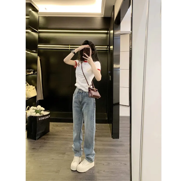 网红白色小个子T恤女夏季设计感小众显瘦减龄百搭时尚休闲上衣潮