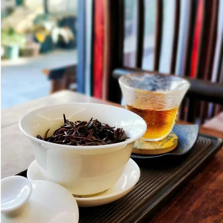 茶农老梁茶农老梁® 信阳红 花果香   口感甜润