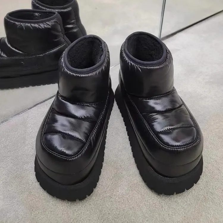 黑色厚底增高雪地靴女款2023冬季洋气毛毛半拖棉鞋女保暖加绒加厚