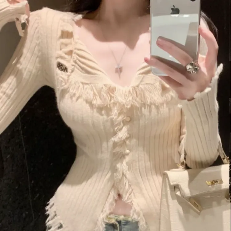 大码女装秋冬纯欲风V领毛衣设计感毛边针织衫上衣