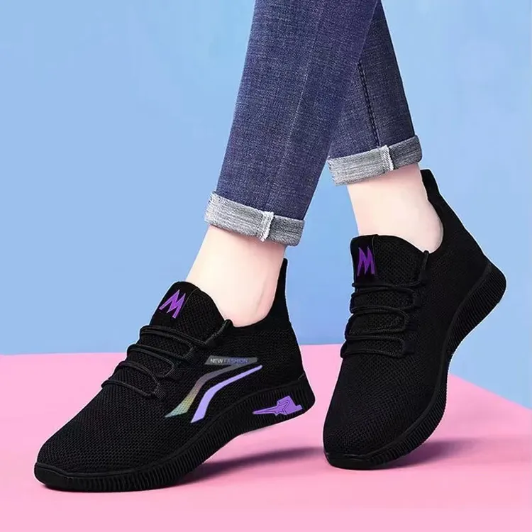 新款四季女鞋防滑软底厨房餐饮上班工作鞋妈妈鞋子中老年不累脚鞋