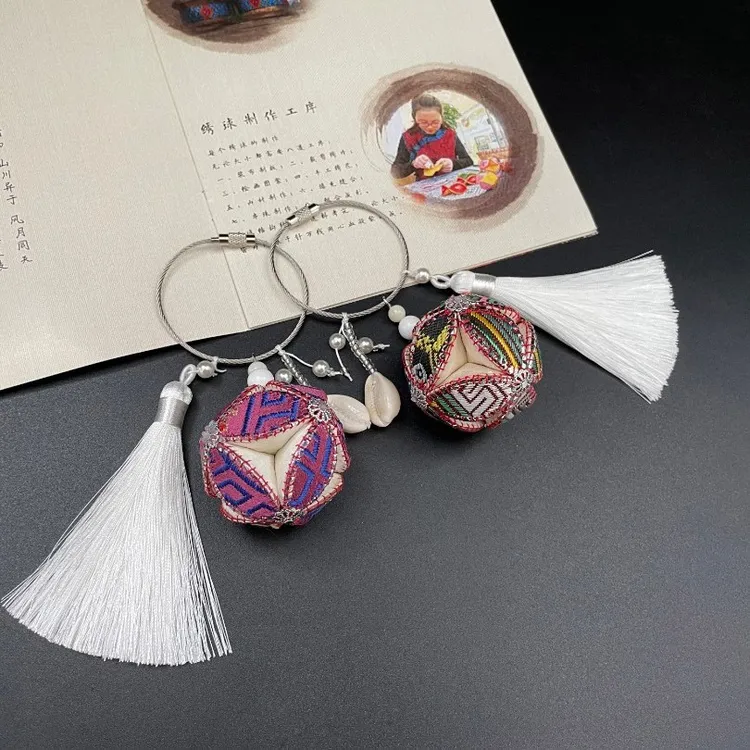 广西靖西绣蕴坊绣球纯手工4cm大圈扣绣球挂件精品工艺品民族特色