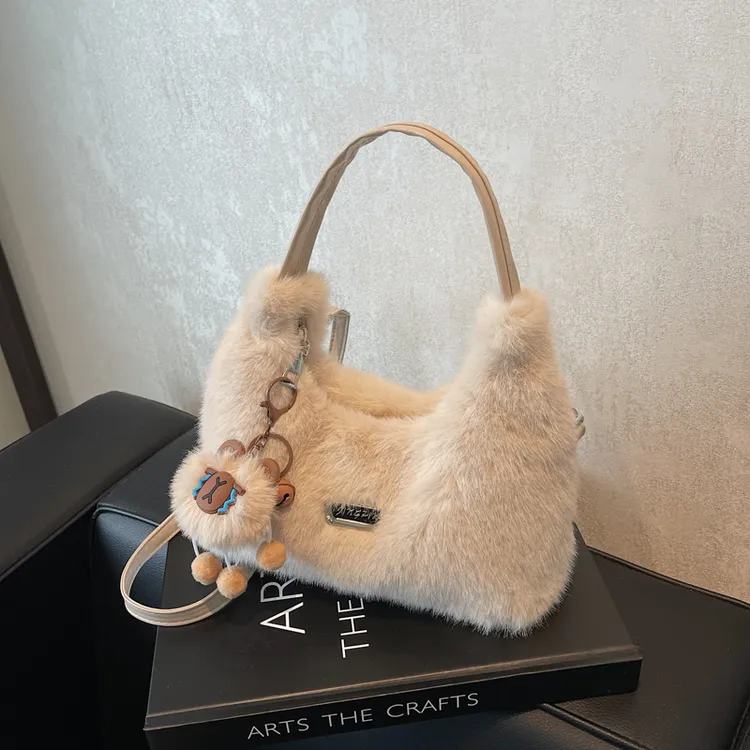 毛绒绒包包女式2025年冬季流行手拎包时尚百搭网红超火单肩斜挎包