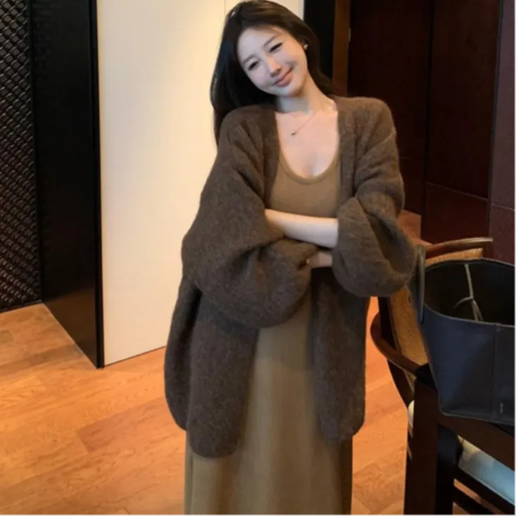 秋冬新款女装时尚毛衣外套女韩版慵懒风软糯泡泡袖针织大衣开衫女