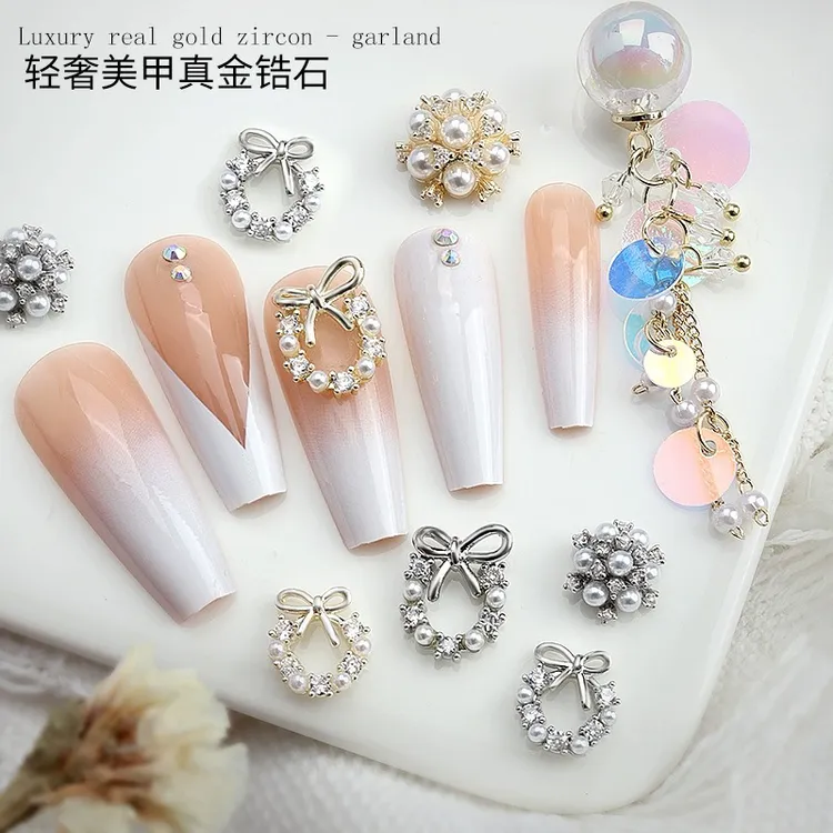 网红款 美甲钻饰超闪珍珠水钻新型感新年花环合金钻指甲配饰