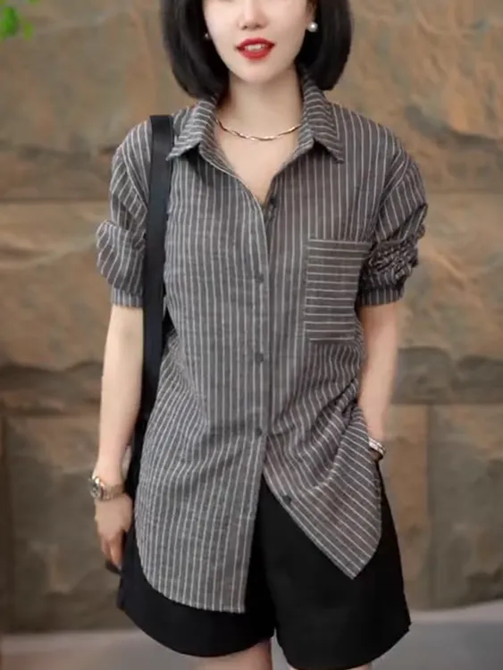 条纹衬衫女装春秋季外穿复古长袖衬衣显瘦遮肉穿搭网红洋气女装
