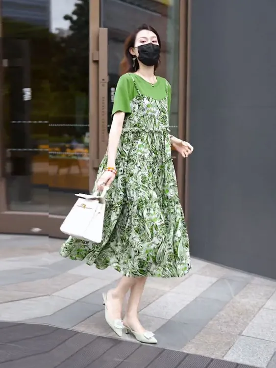 夏季新款绿色拼接植物系连衣裙高级感洋气网红洋气炸街女装裙子