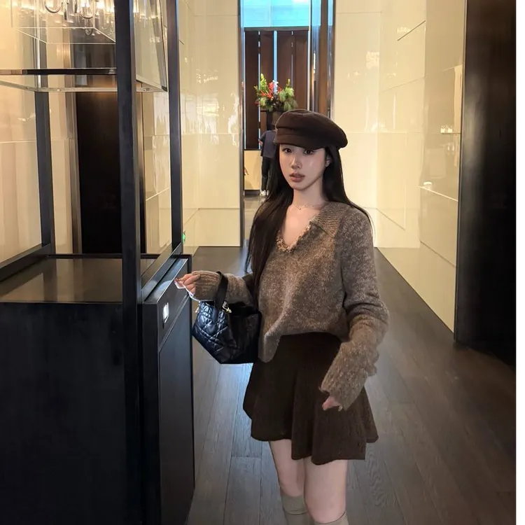 冬新款时尚半身裙气质显瘦辣妹性感2024秋洋气百搭休闲百褶短裙女