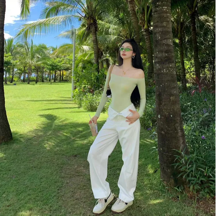 辣妹超显身材性感一字肩连体打底上衣女春季新款百搭露肩长袖T恤