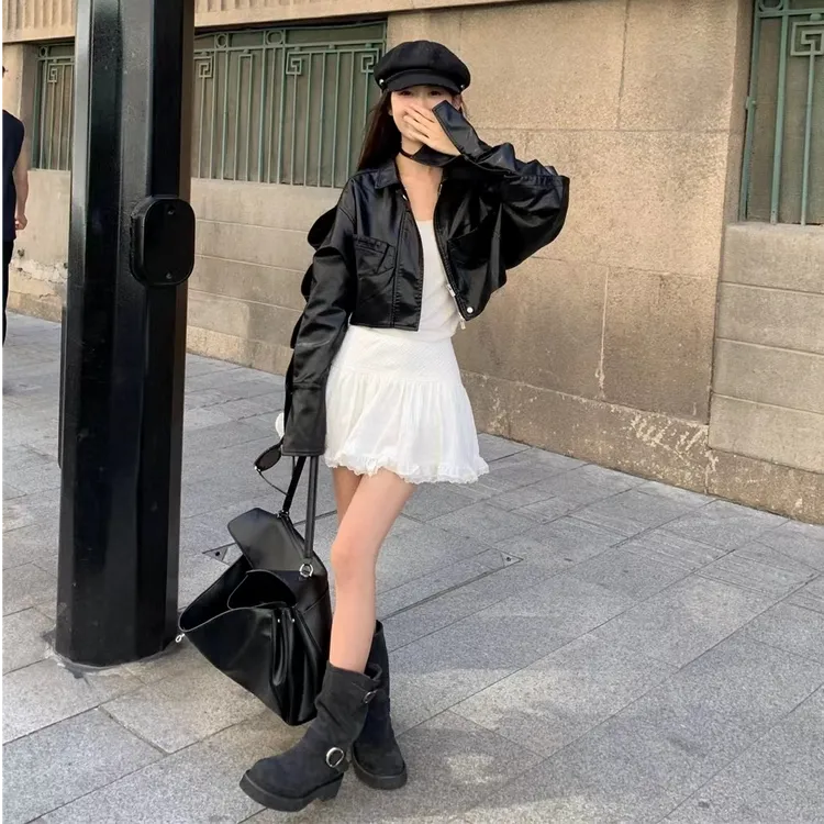 甜酷辣妹皮衣夹克短外套女初秋2024新款时髦吊带内搭半身裙三件套
