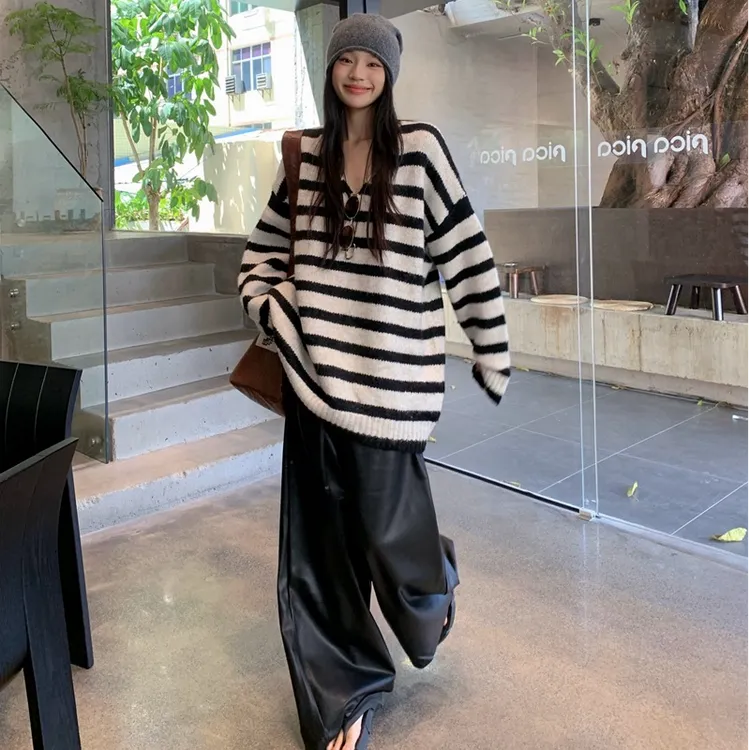 黑白条纹毛衣女春季2025新款慵懒风宽松休闲中长款套头针织衫上衣