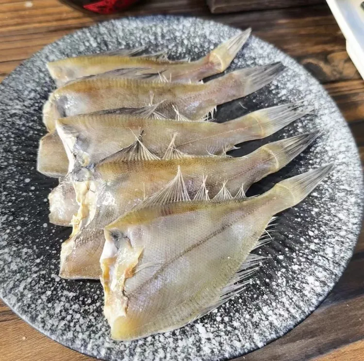 （粉丝福利）荣成自然晾晒一卤鲜小偏口鱼干