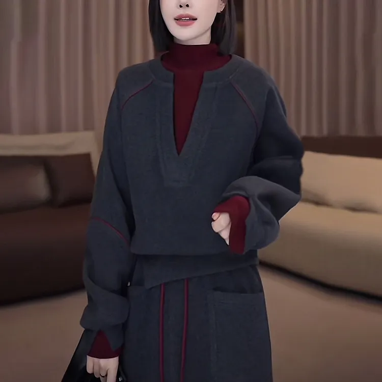 女士秋冬套装2025新款高级感时尚洋气减龄假两件卫衣半身裙两件套