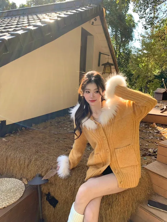 温柔风小众设计感毛领针织开衫外套秋冬新款慵懒百搭保暖毛衣女装