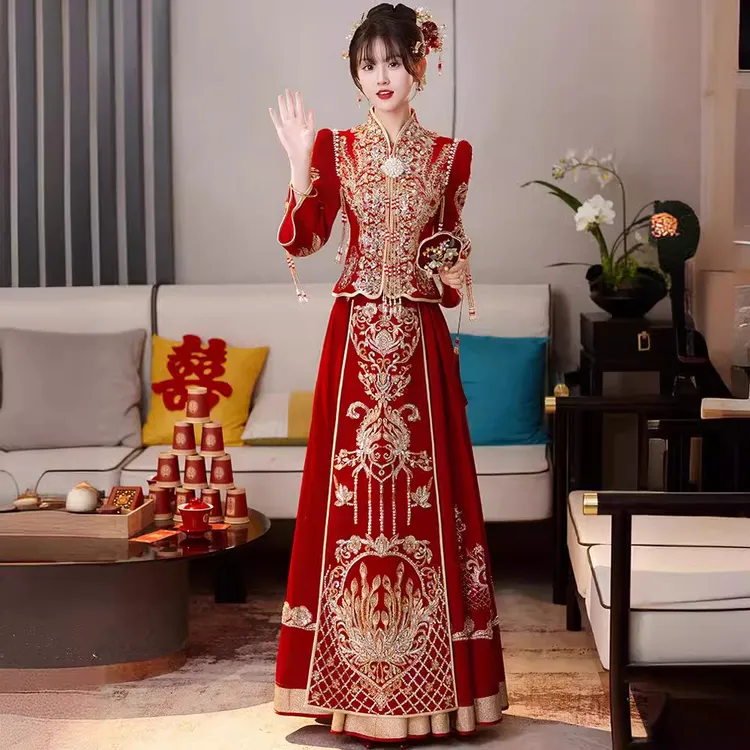 重工秀禾服2025新款女中式新娘结婚敬酒服嫁衣小个子显瘦丝绒婚纱