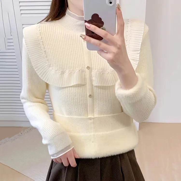 蕾丝拼接设计感洋气加绒加厚打底衫女秋冬新款内搭毛衣一体绒上衣