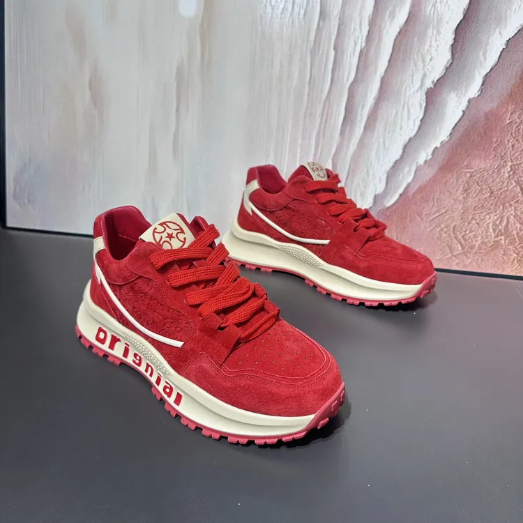 24年全皮轻奢秋冬男潮鞋舒适百搭柔软广州男鞋