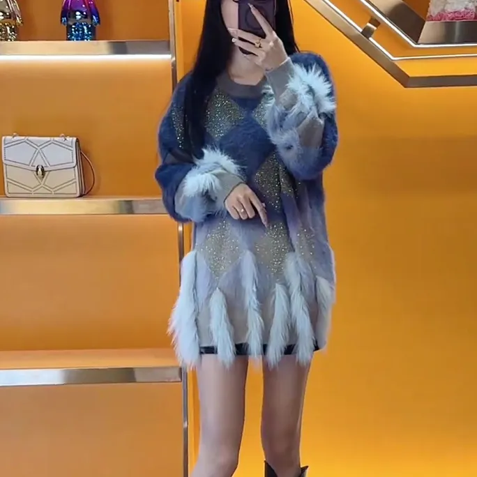 宽松渐变色菱格套头毛衣女网红同款2024冬季新款高级感长袖针织衫