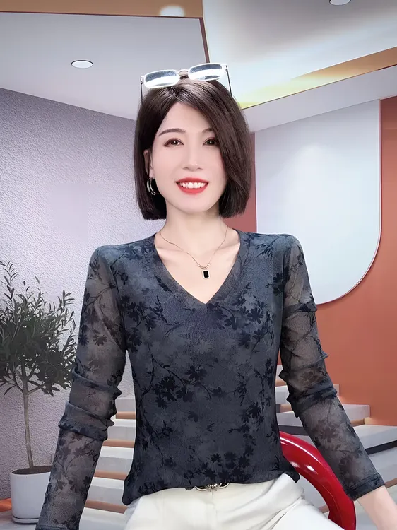 圆领长袖t恤女2025春秋高档网纱遮肚打底衫大码显瘦上衣气质潮t