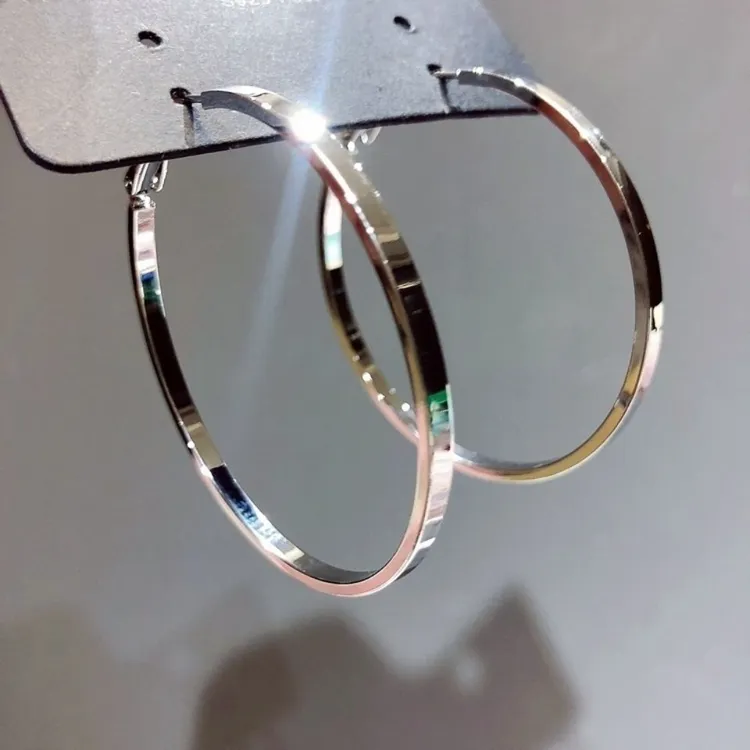 925银耳饰 2024秋冬上新耳圈韩国气质网红圆环大圈耳饰纯银圈圈