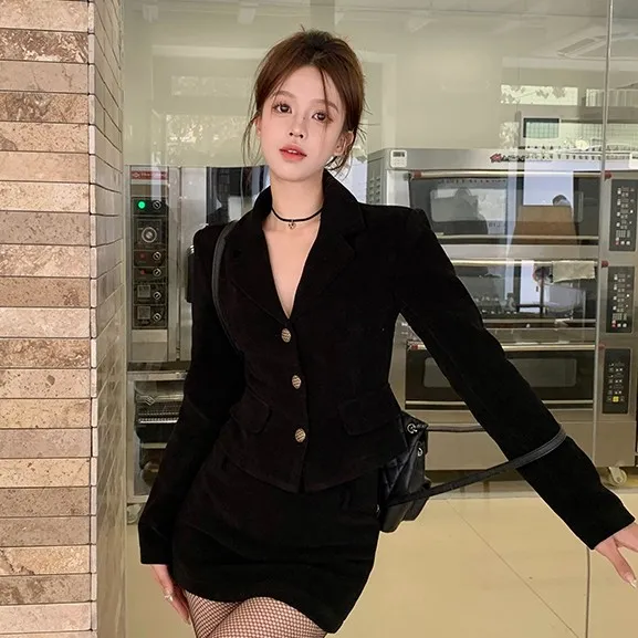 春秋款小香风时尚高级感西装外套气质后妈减龄高腰半裙名媛两件套