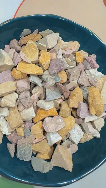 新疆多种颜色混合碎土 颜色不可选