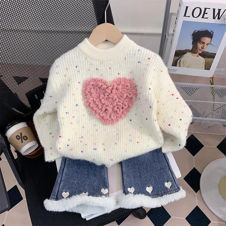 2025女童绣花爱心毛衣秋冬女宝宝厚款针织衫保暖打底衫毛衣童装