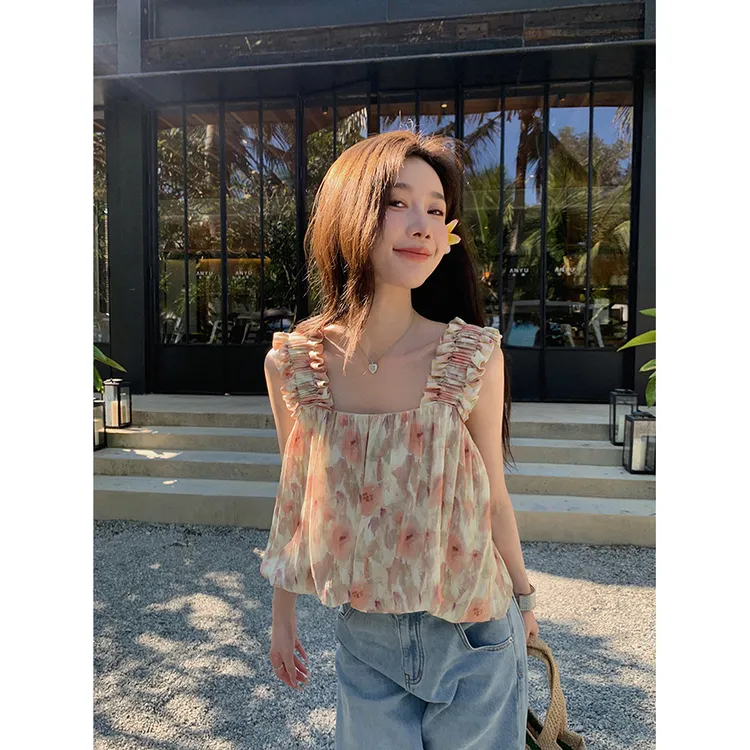 张贝贝 油画感印花 度假风碎花吊带衫 不规则流苏 