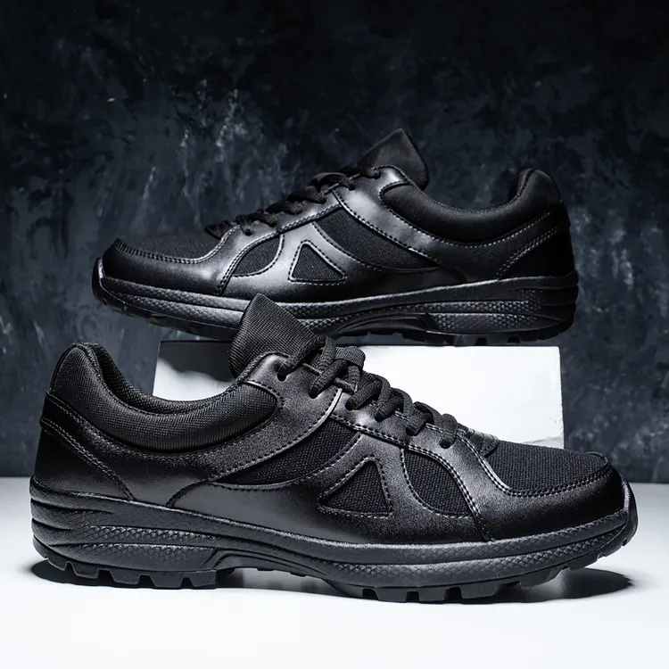 新式作训鞋男超轻减震耐磨跑步鞋秋冬加绒透气网眼消防训练保安鞋